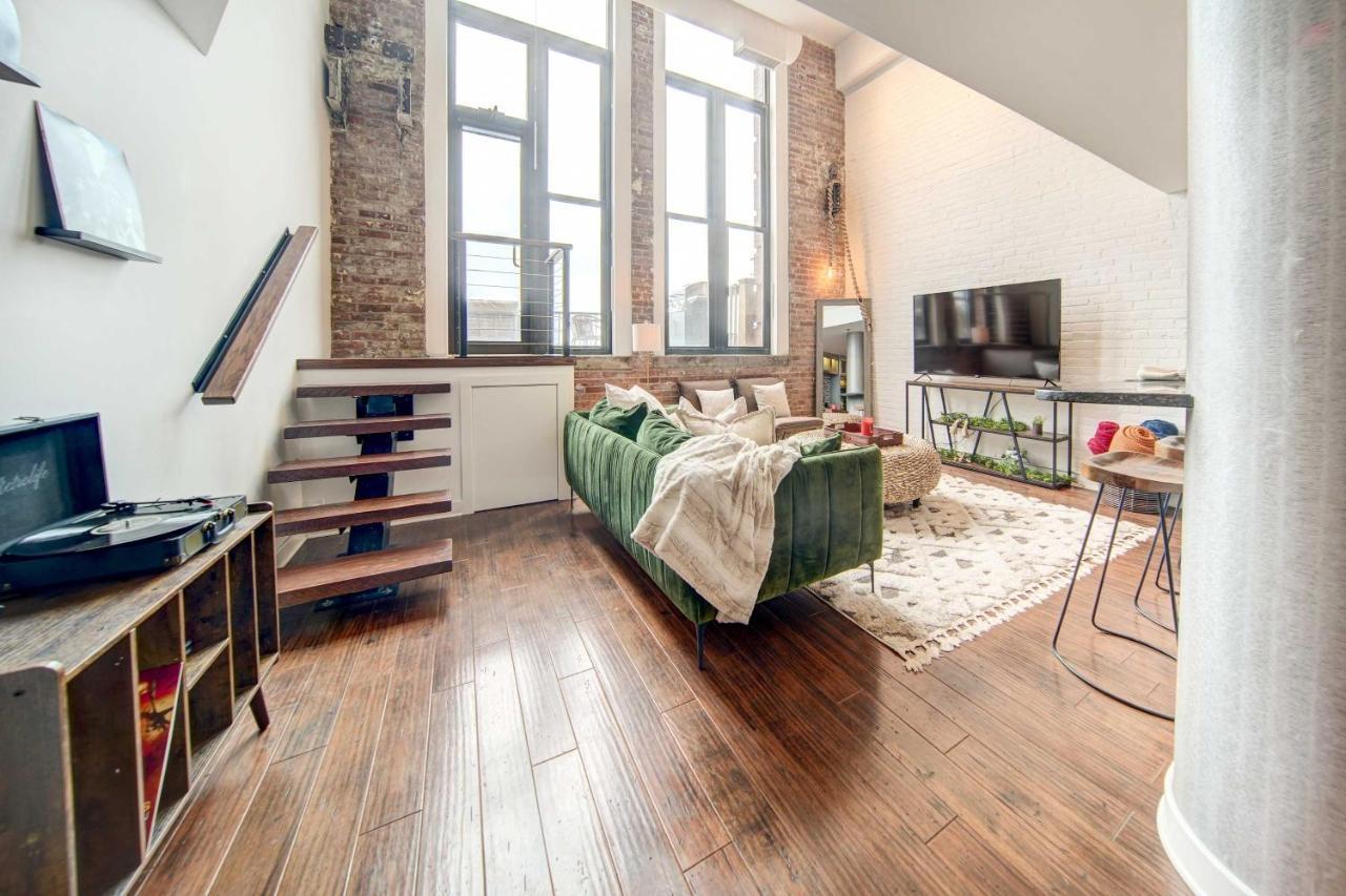 Waterfront Cleveland Apt About 1 Mi To Downtown Bagian luar foto